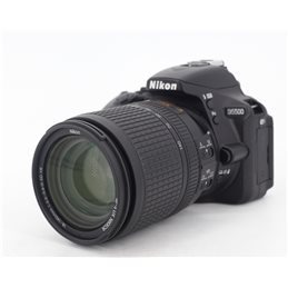 NIKON D5000 + DX 18-140mm F3.5-5.6G ED VR - GARANZIA 6 MESI FCF