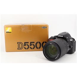 NIKON D5000 + DX 18-140mm F3.5-5.6G ED VR - GARANZIA 6 MESI FCF